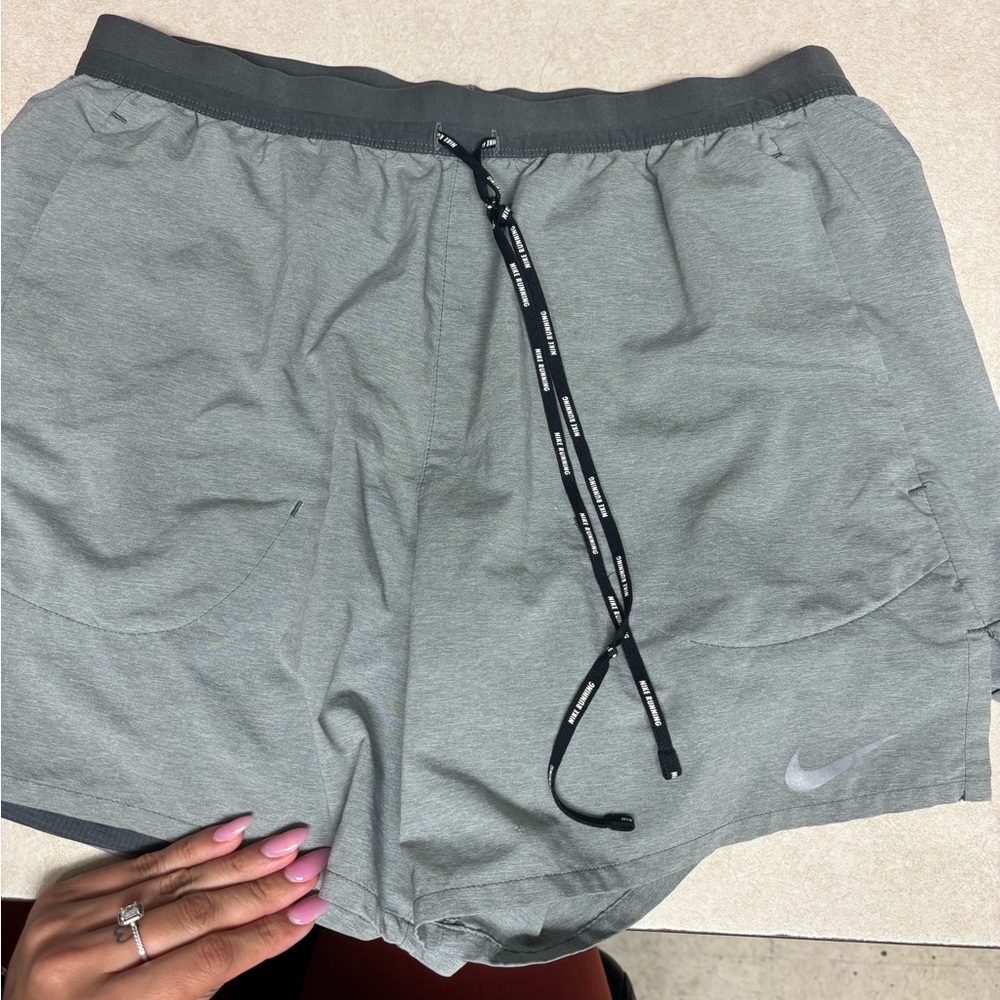 Nike Gray Athletic Shorts Lightweight Elastic Waist